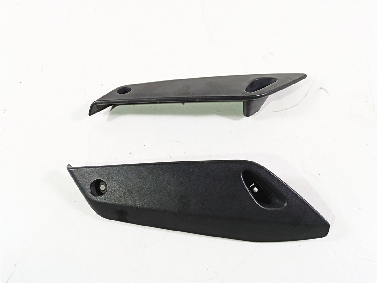 2012 BMW R1200R K27 Front Fender Wind Deflector Side Covers 46618520048 {{ shop.shopifyCountryName }} - Mototech271
