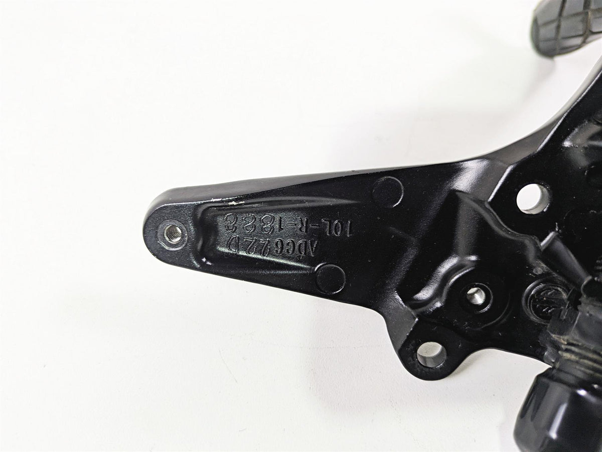 2023 Suzuki GSX1300 RR Hayabusa Right Front Footpeg & Brake Pedal 43510-10L00 {{ shop.shopifyCountryName }} - Mototech271