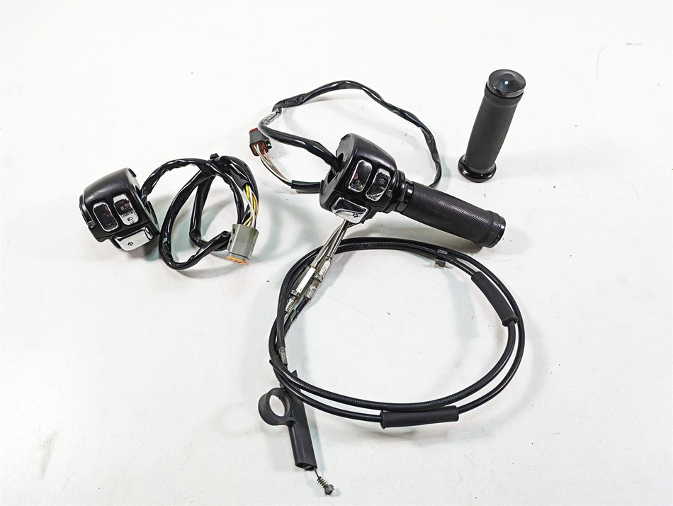 2006 Harley Sportster XL1200 Hand Control Switch + Chrome Button Set 71597-96B {{ shop.shopifyCountryName }} - Mototech271
