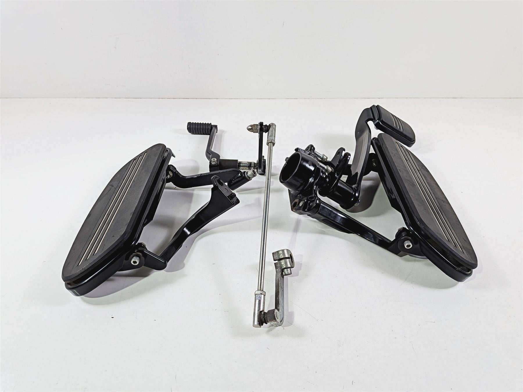 BB☆ 2021 Harley FLHRXS Road King Special Front Floorboard Shifter