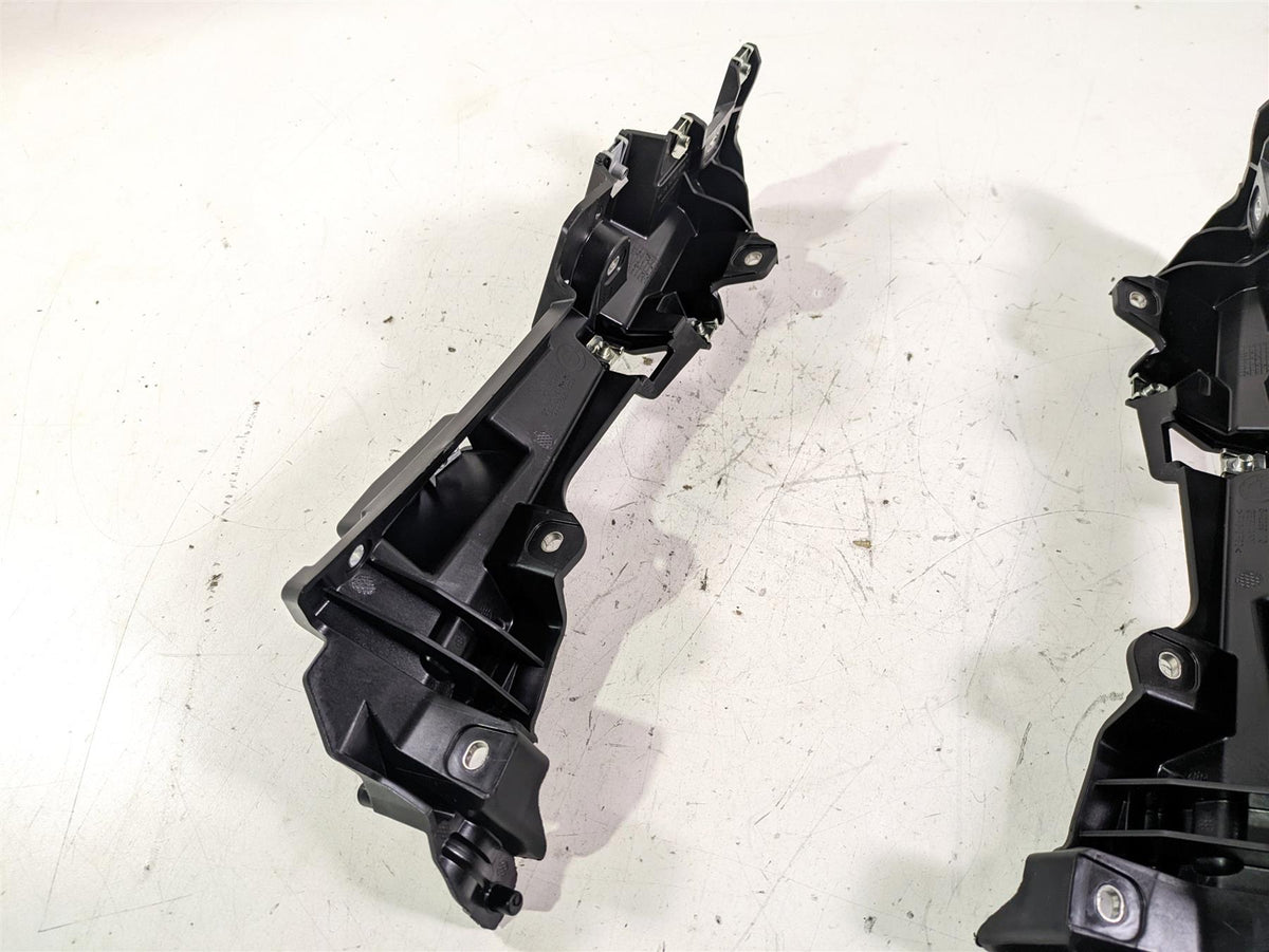 2022 BMW R1250 RT K052 Saddlebag Holder Carrier Set 46547728665 46547728666 {{ shop.shopifyCountryName }} - Mototech271