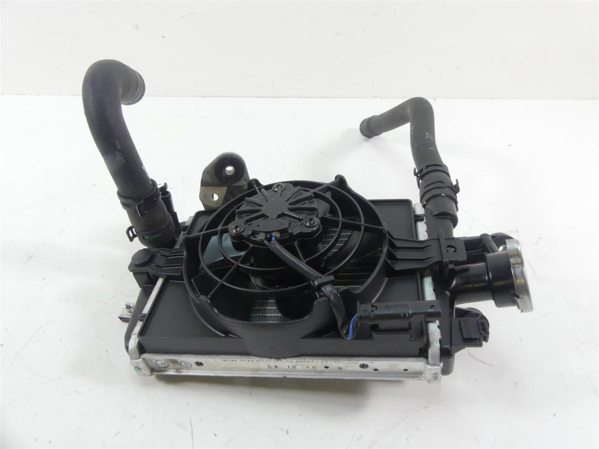 2017 BMW R1200RT K52 Right Radiator Fan Hoses Reservoir 17118546416 {{ shop.shopifyCountryName }} - Mototech271