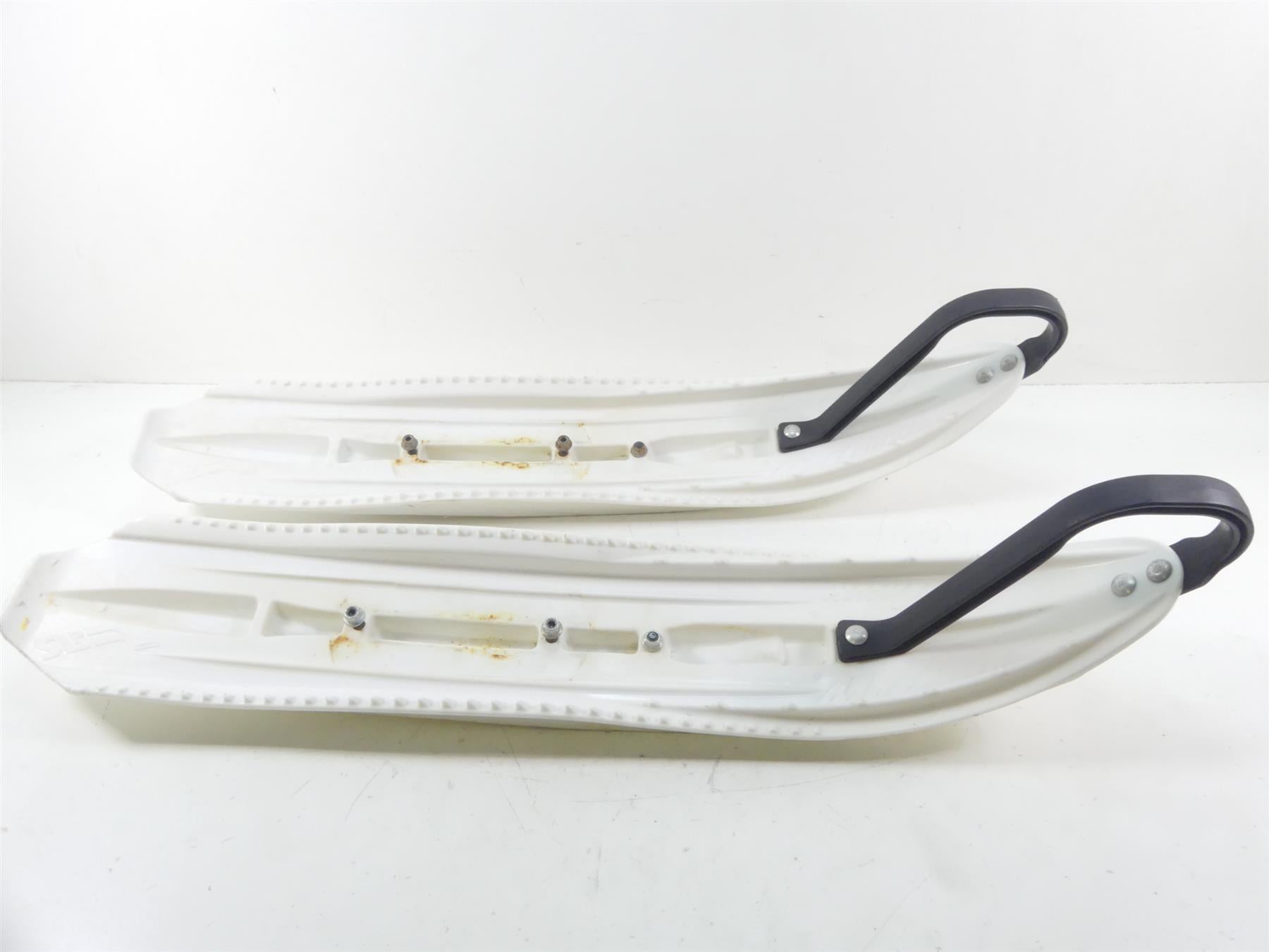 2017 Arctic Mountain Cat M8000 153 SLP Left & Right Skis Skier Set 3603-518