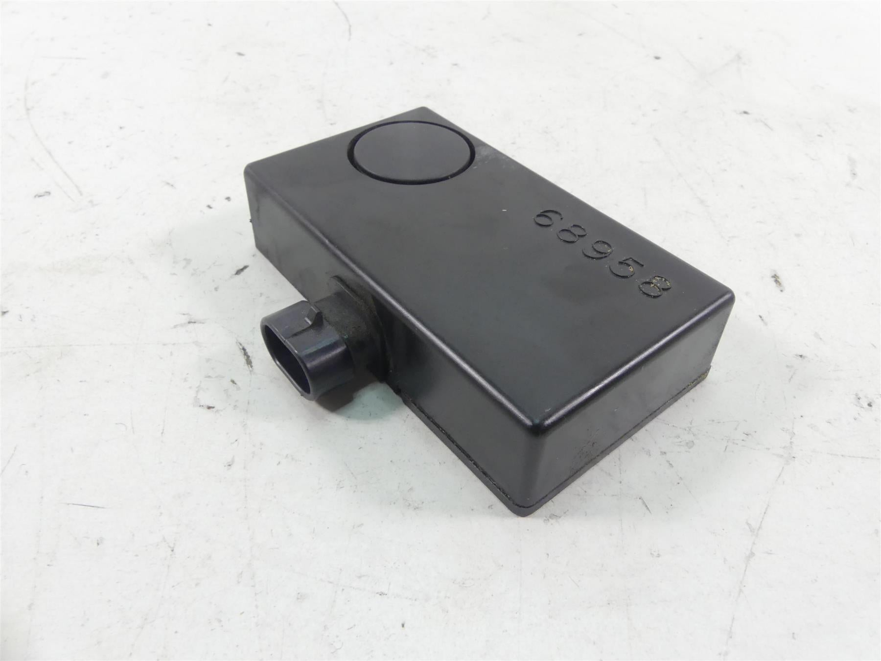 2005 Harley Touring CVO FLHTCSE Electra Glide Alarm Siren Module 68958-00 {{ shop.shopifyCountryName }} - Mototech271