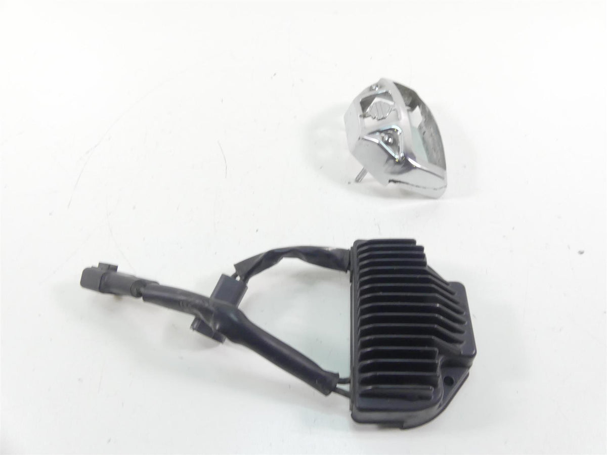 2004 Harley FXDWGI Dyna Wide Glide Rectifier Voltage Regulator 74631-04 {{ shop.shopifyCountryName }} - Mototech271