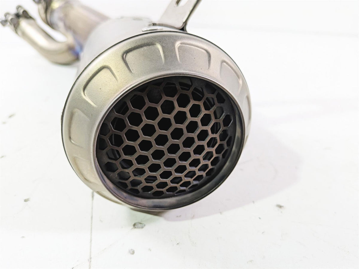 2017 BMW S1000RR K46 Akrapovic Titanium Slip-On Exhaust Muffler S-B10SO8-CUBT {{ shop.shopifyCountryName }} - Mototech271