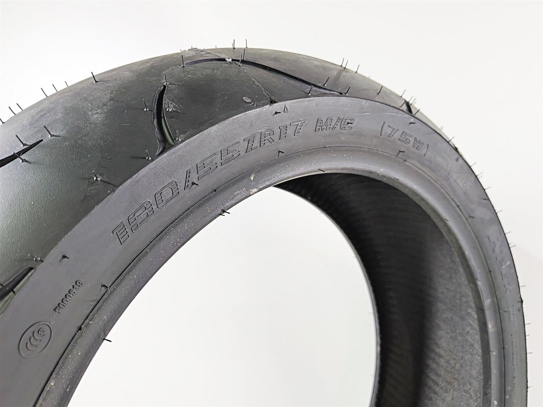 Unused Rear Motorcycle Tire Shinko 010 Apex 190/55R17 DOT25 87-4075-Mototech271