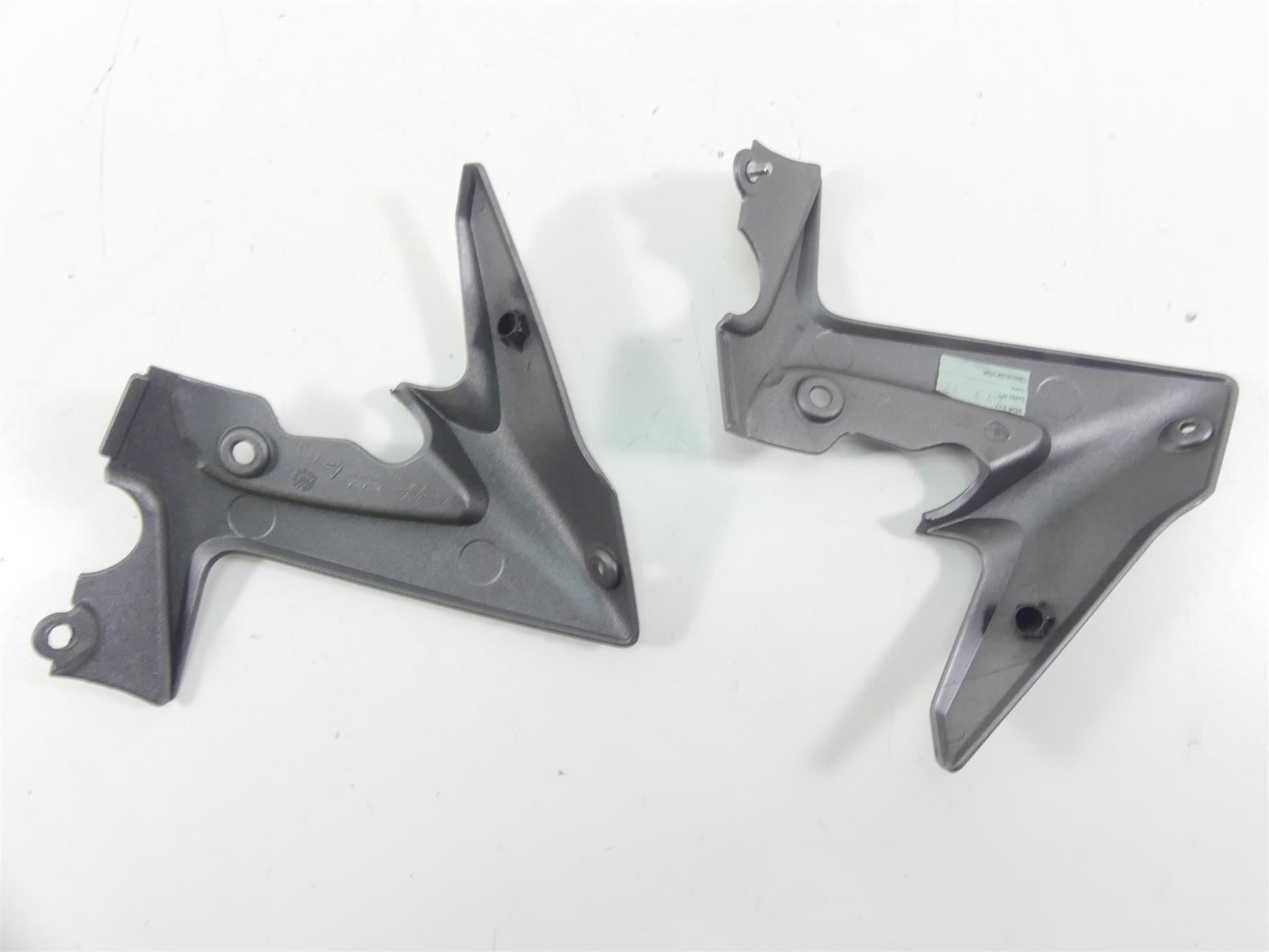 2018 Mv Agusta Brutale 800 RR Between Leg Tank Fairing Cover Set 80B0C3403 {{ shop.shopifyCountryName }} - Mototech271