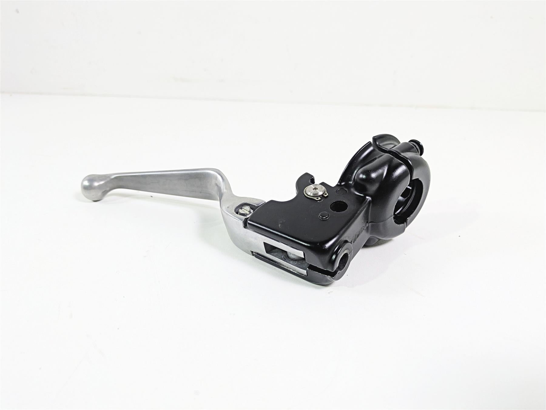 2014 Harley FXDF Dyna Fat Bob Clutch Perch & Lever 38608-96 {{ shop.shopifyCountryName }} - Mototech271