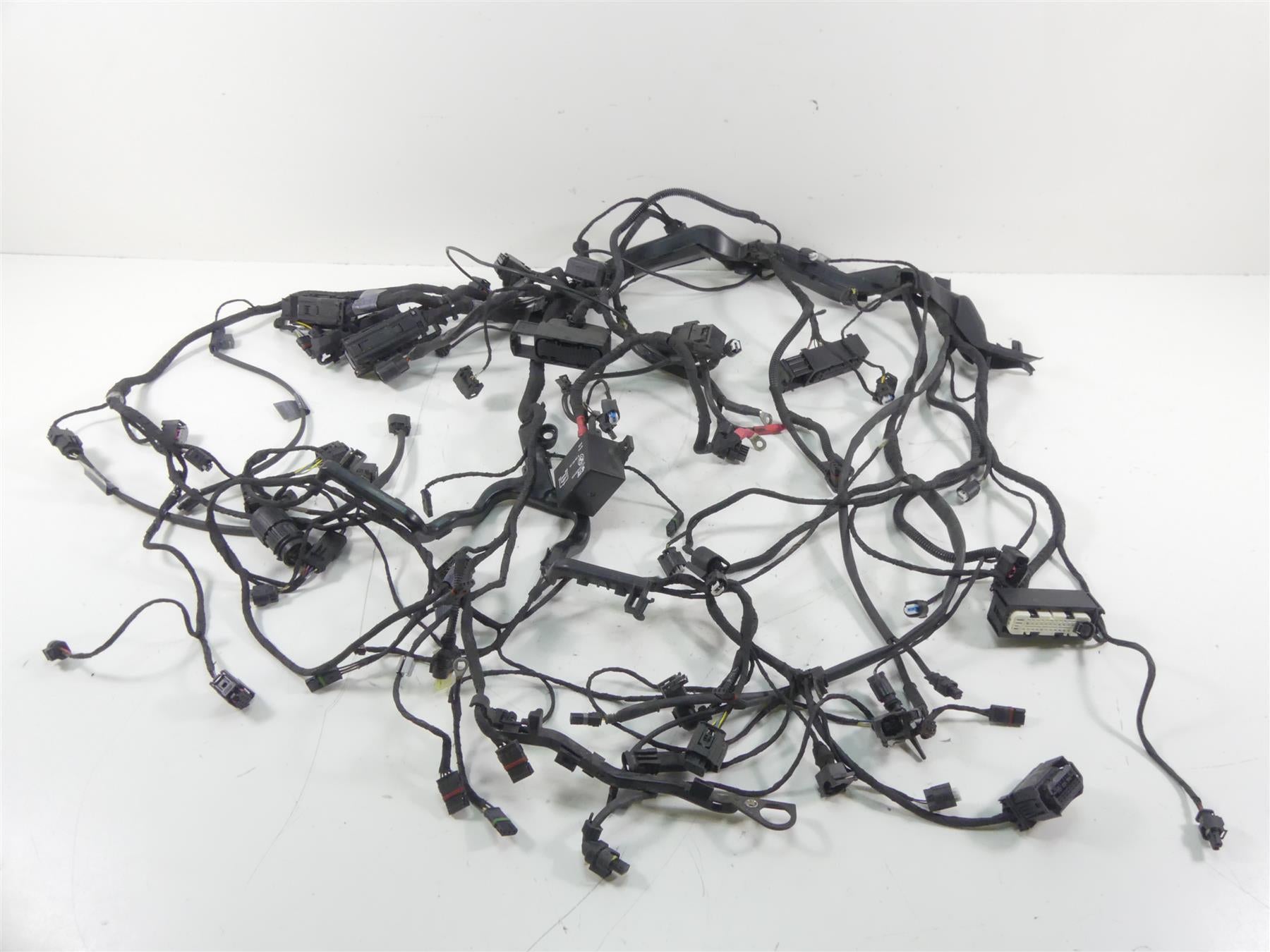 2017 BMW R1200RT K52 Main & Engine Wiring Harness Loom -No Cuts 61118350588 {{ shop.shopifyCountryName }} - Mototech271