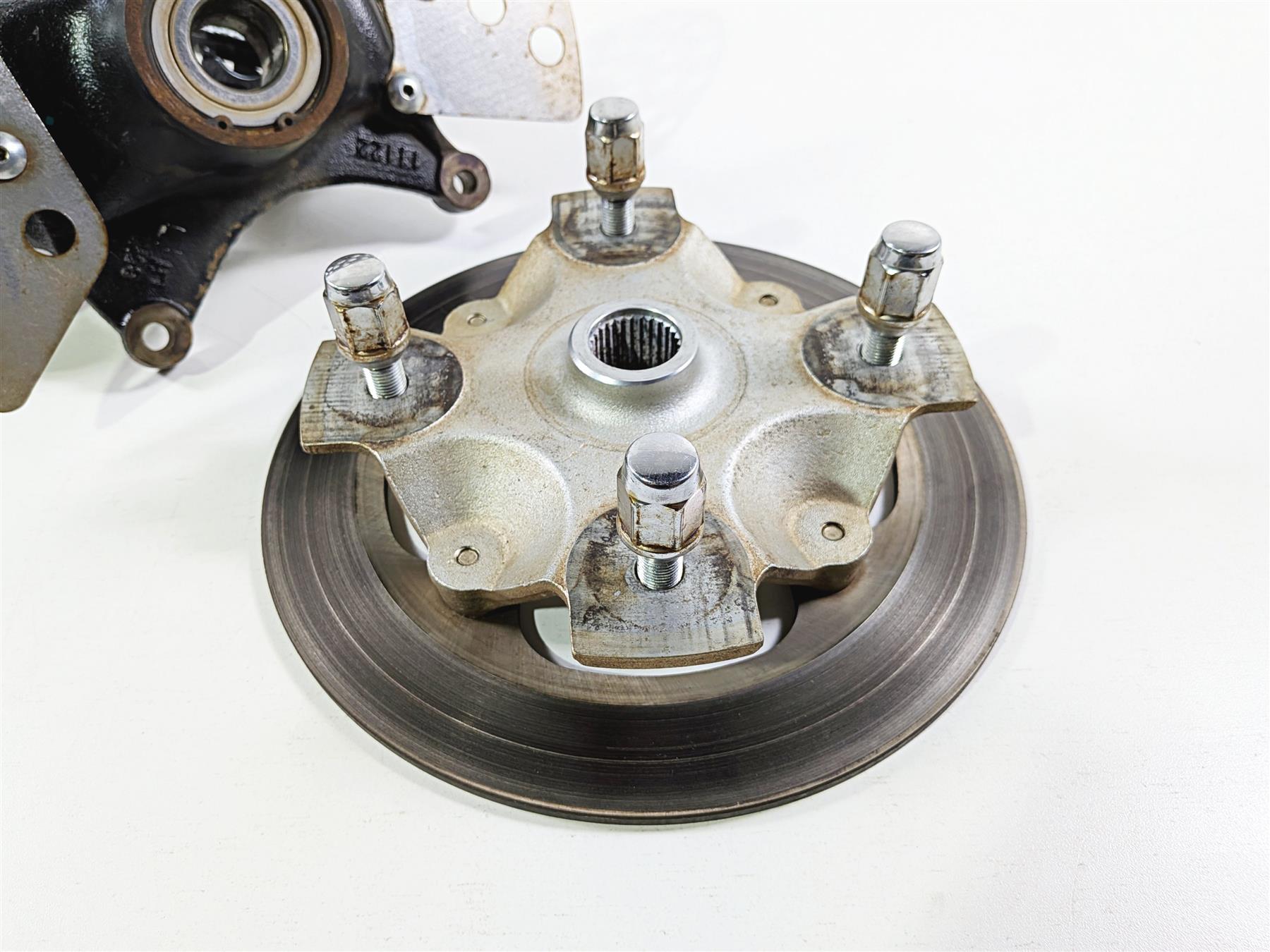 2021 Yamaha YXZ1000R EPS SS SE Front Left Knee Assembly B5H-F3501-00-00 {{ shop.shopifyCountryName }} - Mototech271