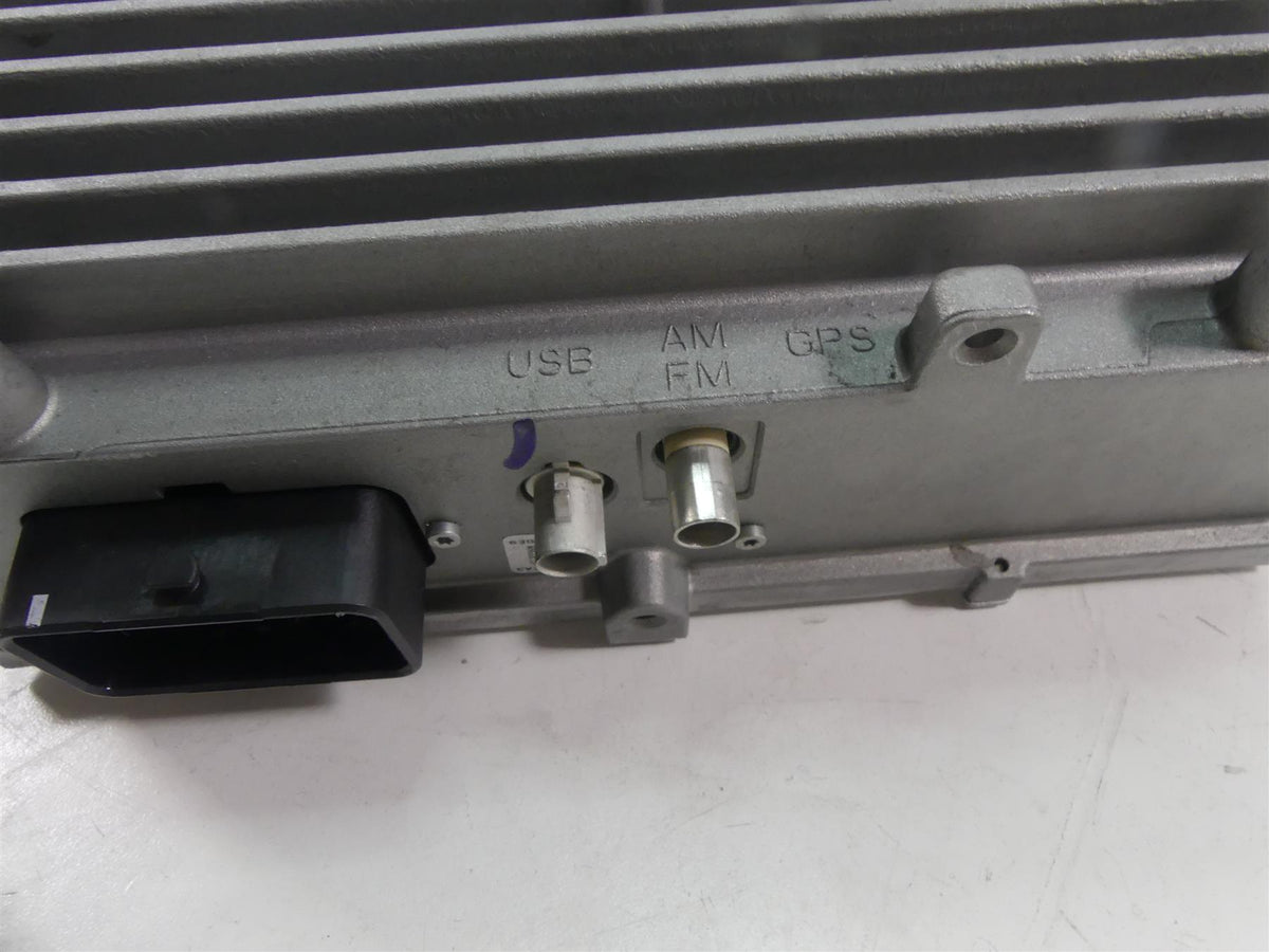 2014 Harley Touring FLHX Street Glide Radio Stereo Boom Box 4.3 76000075 {{ shop.shopifyCountryName }} - Mototech271