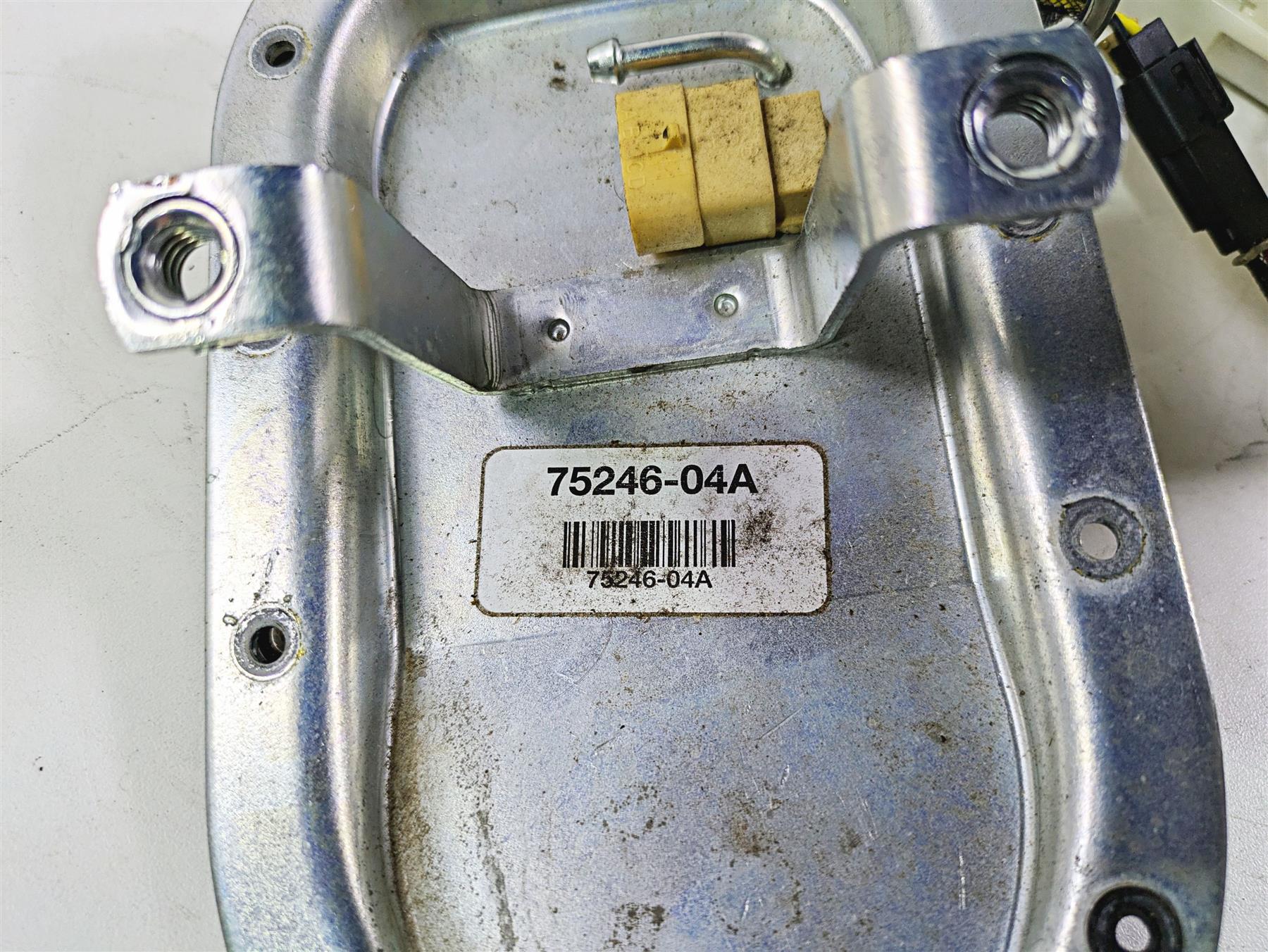 2017 Harley Dyna FXDB Street Bob Fuel Gas Petrol Pump 19k - Tested 75246-04A {{ shop.shopifyCountryName }} - Mototech271
