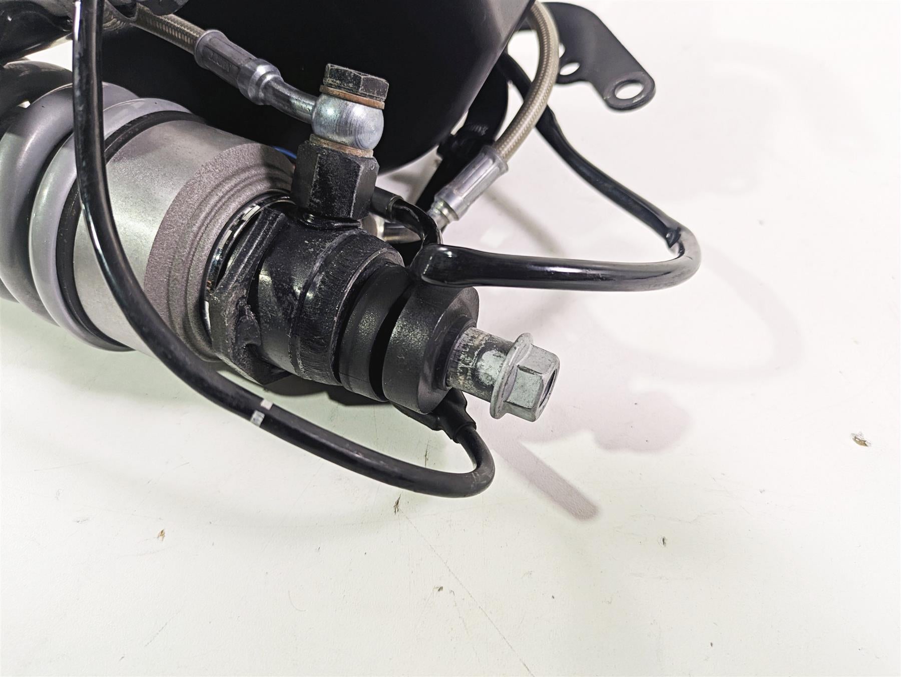 2010 BMW R1200GS K25 Front Esa Shock Suspension Damper 7707358 31427707358 {{ shop.shopifyCountryName }} - Mototech271