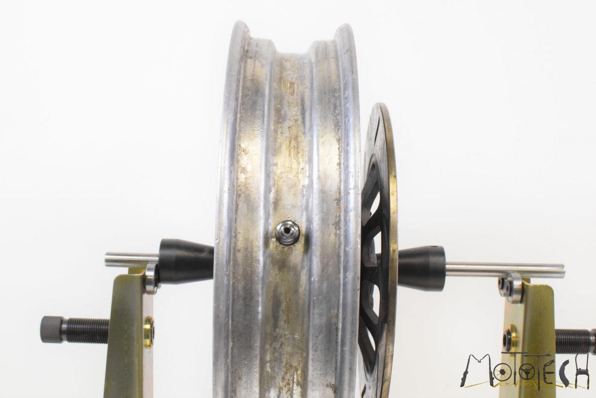 1980 Yamaha XS1100SG XS1100 SG Rear 16x3 Wheel Rim STRAIGHT 3H3-W2533-01-00 {{ shop.shopifyCountryName }} - Mototech271
