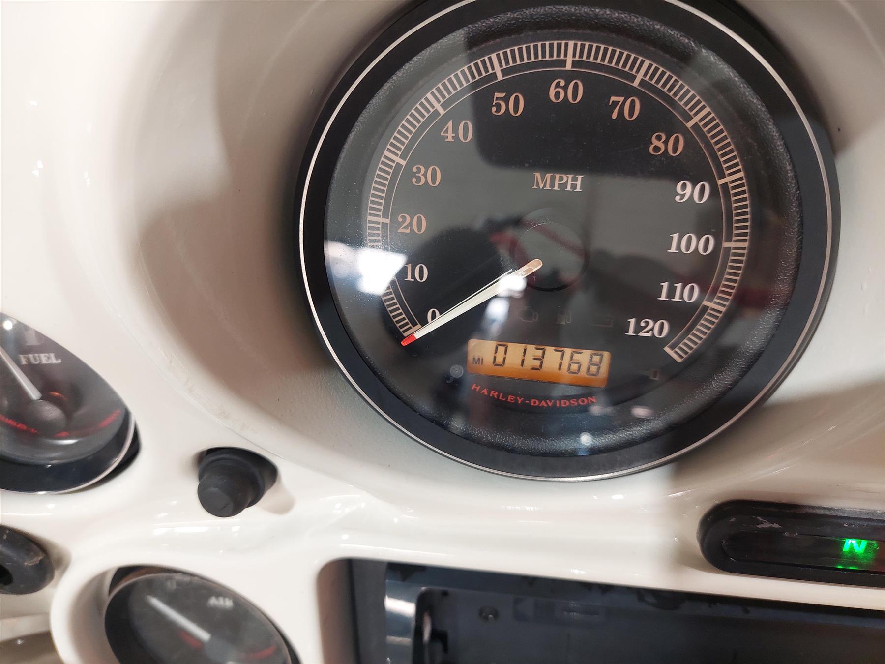 2013 Harley Touring FLHTP Electra Glide Speedometer Speedo Gauge 13K 67349-08 {{ shop.shopifyCountryName }} - Mototech271
