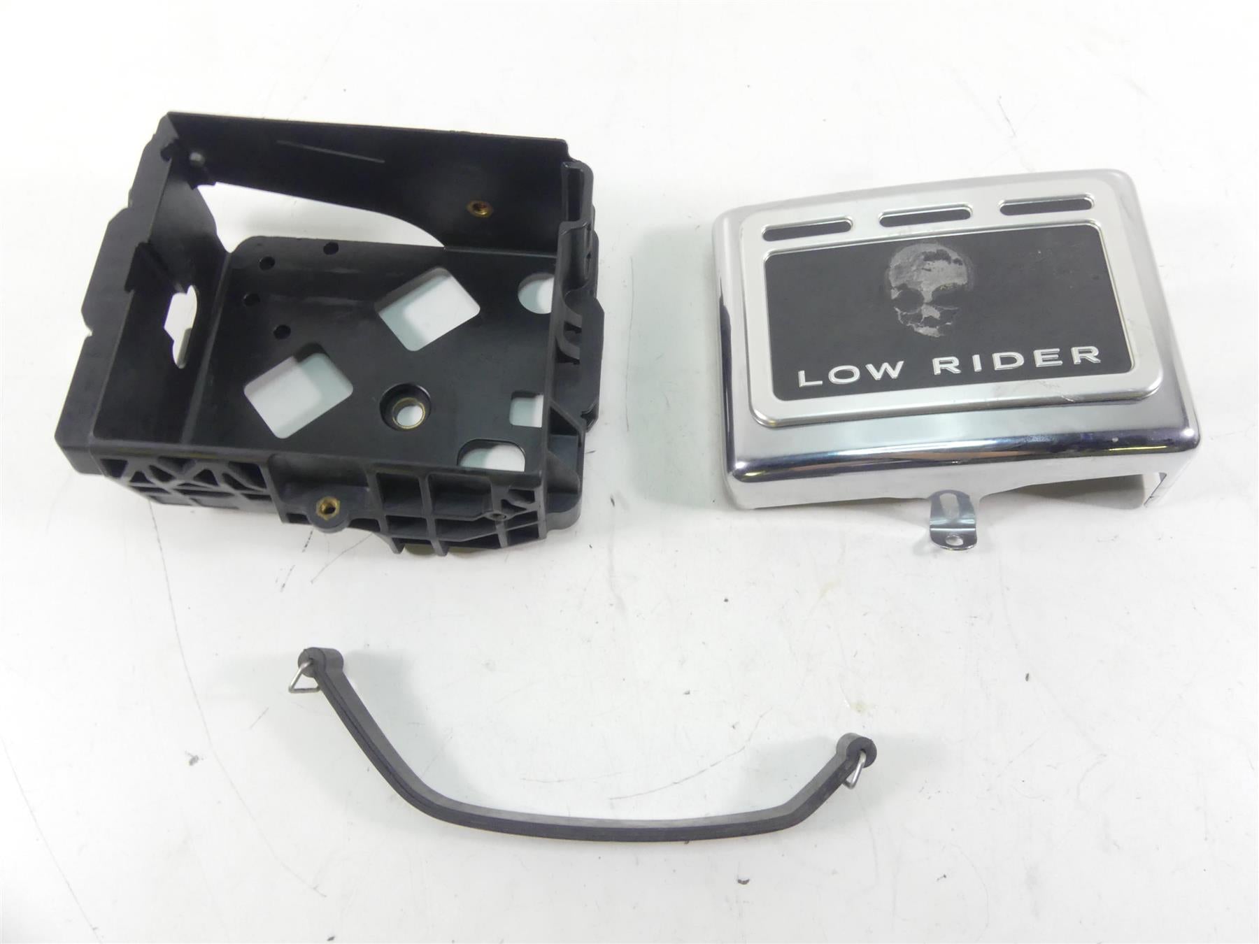 2015 Harley FXDL Dyna Low Rider Battery Tray & Chrome Cover 70379