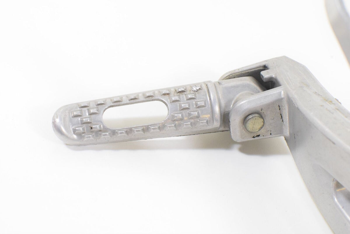 2007 Honda CBR600RR CBR600 RR Rear Passenger Footpeg Foot Peg Rest 50760-MFJ-D00 {{ shop.shopifyCountryName }} - Mototech271