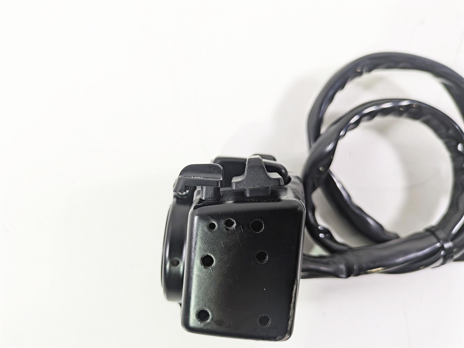 1996 Harley Touring FLHTCUI Electra Glide Left Hand Control Switch 71682-06A {{ shop.shopifyCountryName }} - Mototech271