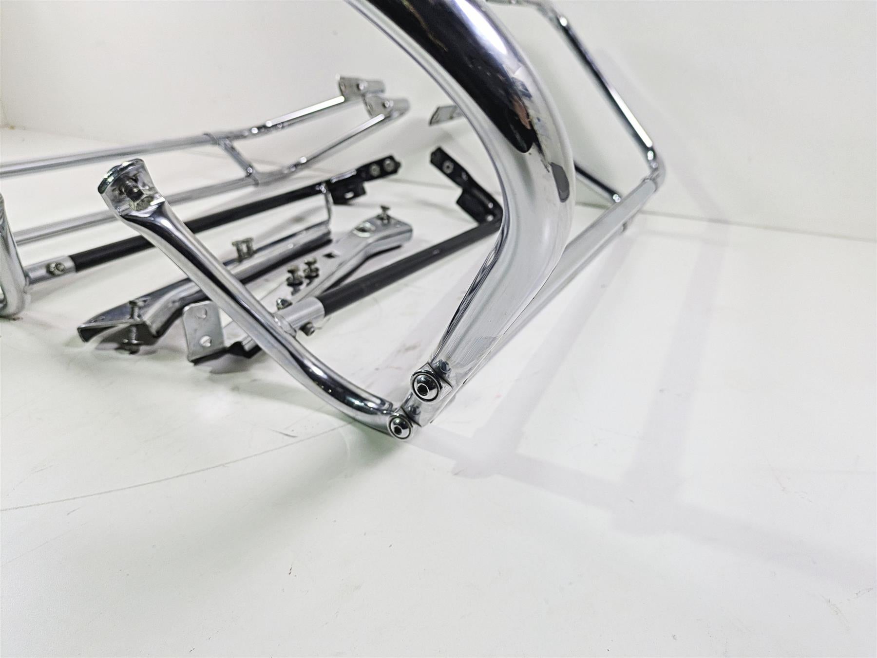 1996 Harley Touring FLHTCUI Electra Glide Saddlebag Guard Set 49202-93 49203-93 {{ shop.shopifyCountryName }} - Mototech271