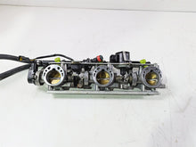 Load image into Gallery viewer, 2006 Yamaha GP1300R Waverunner Throttle Body Fuel Injector Set 60T-13750-00-00
