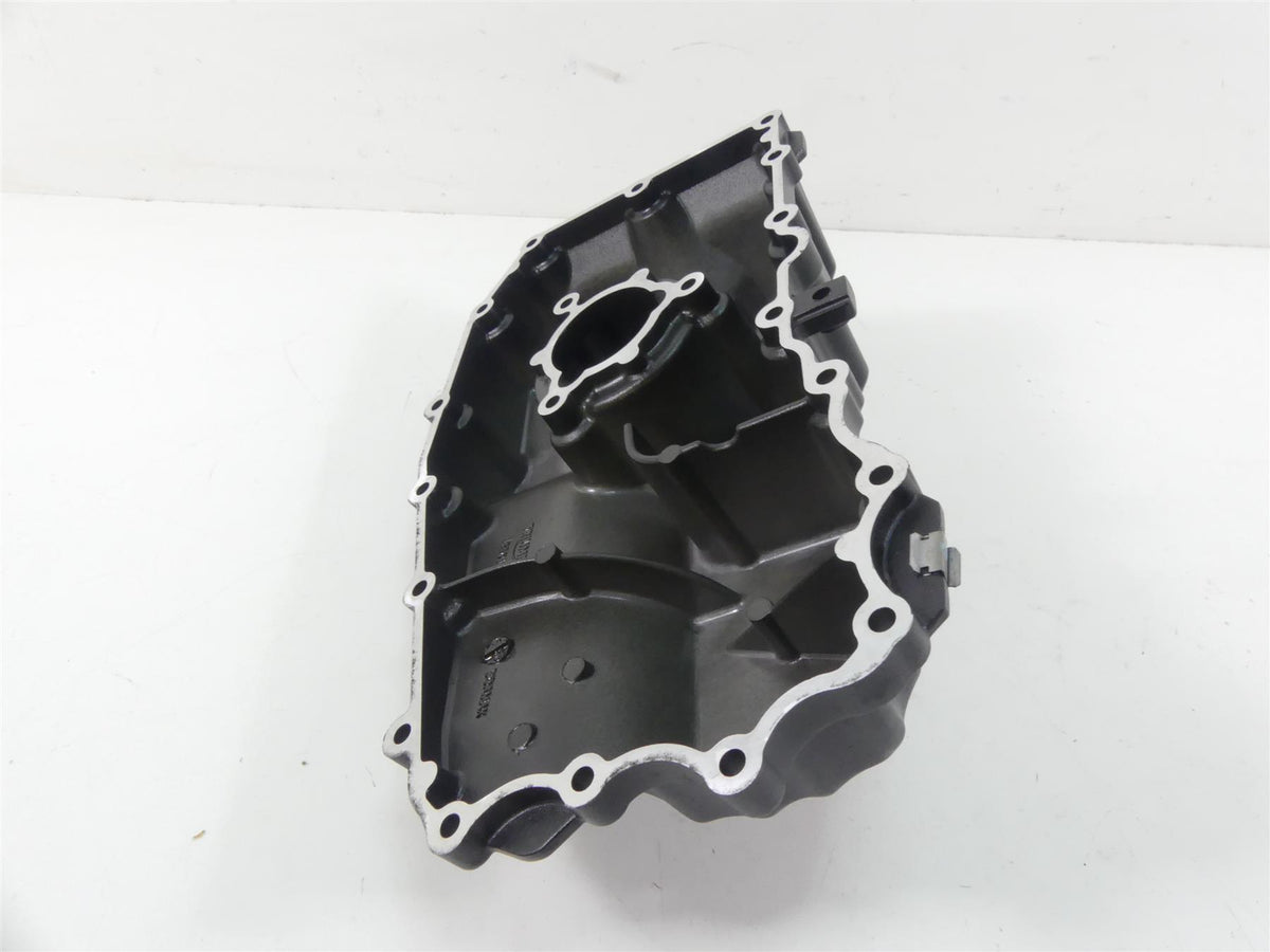 2020 Triumph Speed Triple RS 1050 Oil Pan Lower Engine Cover T1230150 {{ shop.shopifyCountryName }} - Mototech271