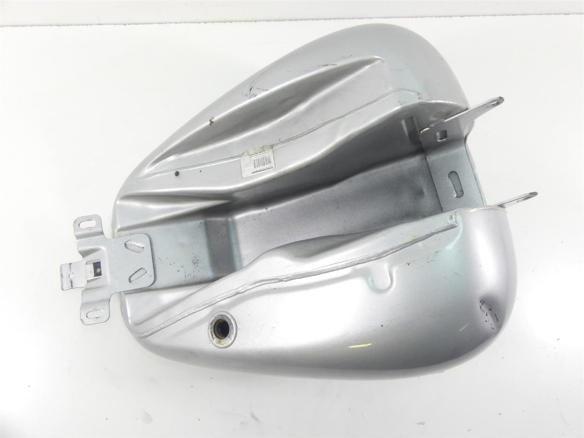 2010 Harley Touring FLHX Street Glide Fuel Gas Petrol Tank -Dented 61356-08 {{ shop.shopifyCountryName }} - Mototech271