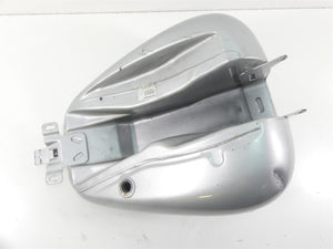 2010 Harley Touring FLHX Street Glide Fuel Gas Petrol Tank -Dented 61356-08 | Mototech271