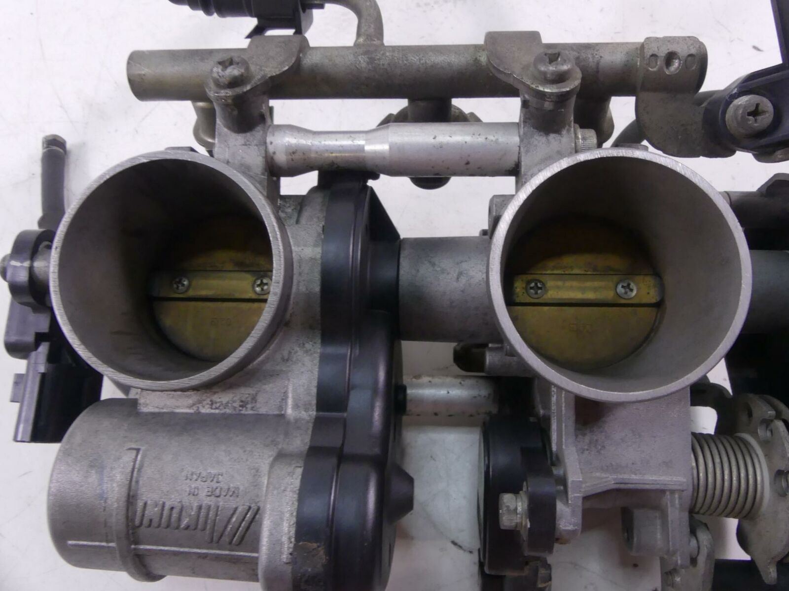 2012 Yamaha XT1200 Super Tenere CA Mikuni Throttle Body Injectors 23P-13750-21 {{ shop.shopifyCountryName }} - Mototech271
