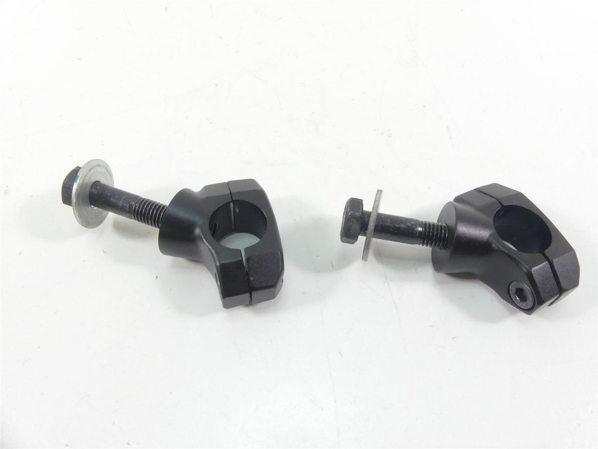2015 Victory Cross Country Tour Handlebar Holder Riser Set 5139570 {{ shop.shopifyCountryName }} - Mototech271