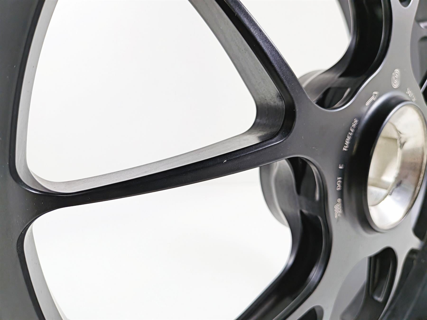 2011 Ducati Streetfighter 1098 S Rear Wheel Rim 17x6 Marchesini Forged 50221251A {{ shop.shopifyCountryName }} - Mototech271