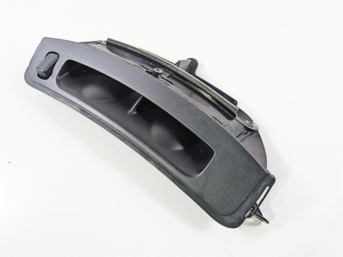 2018 Harley Touring FLHTCU Electra Glide Front Fairing Air Duct Inlet Vent 29200038-Mototech271