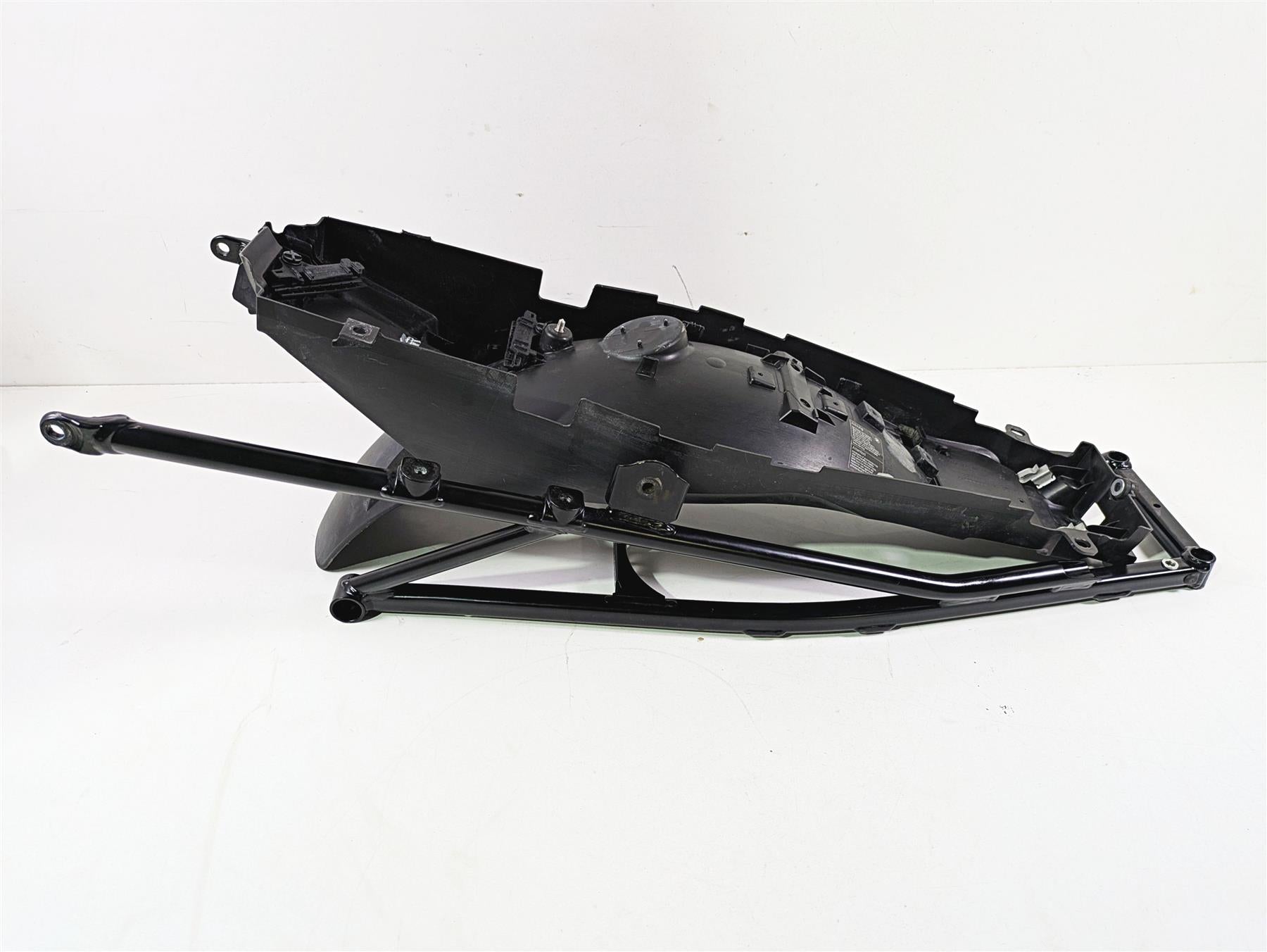 2017 BMW R1200 GS K50 Subframe & Inner Fender - Read 46518354222 {{ shop.shopifyCountryName }} - Mototech271