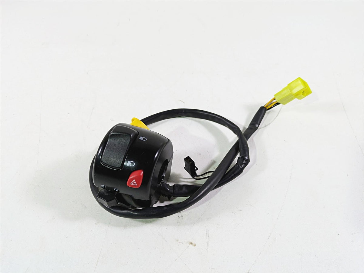 2016 Suzuki M109R VZR1800 Boulevard Left Hand Control Switch 37400-48GB0 {{ shop.shopifyCountryName }} - Mototech271