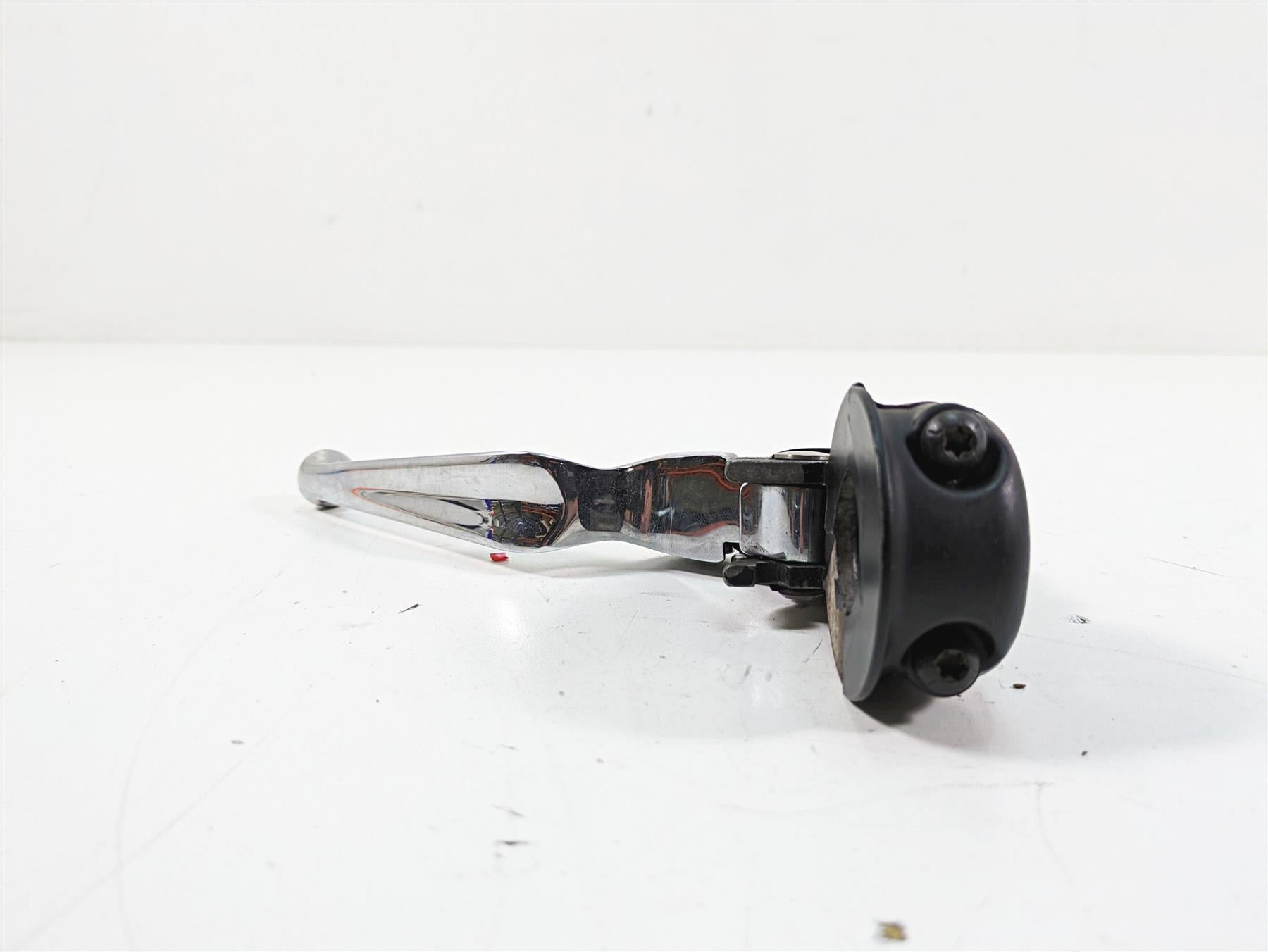 2005 Harley Touring FLHTCUI Electra Glide Clutch Perch & Lever 38649-98 {{ shop.shopifyCountryName }} - Mototech271