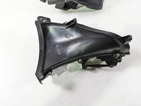 2017 Harley Touring FLTRXS Road Glide Front Air Inlet Duct Set 29200072 {{ shop.shopifyCountryName }} - Mototech271