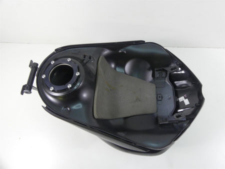 2015 Triumph 1050 Speed Triple R Phantom Black Fuel Tank & Cover T2405211 {{ shop.shopifyCountryName }} - Mototech271