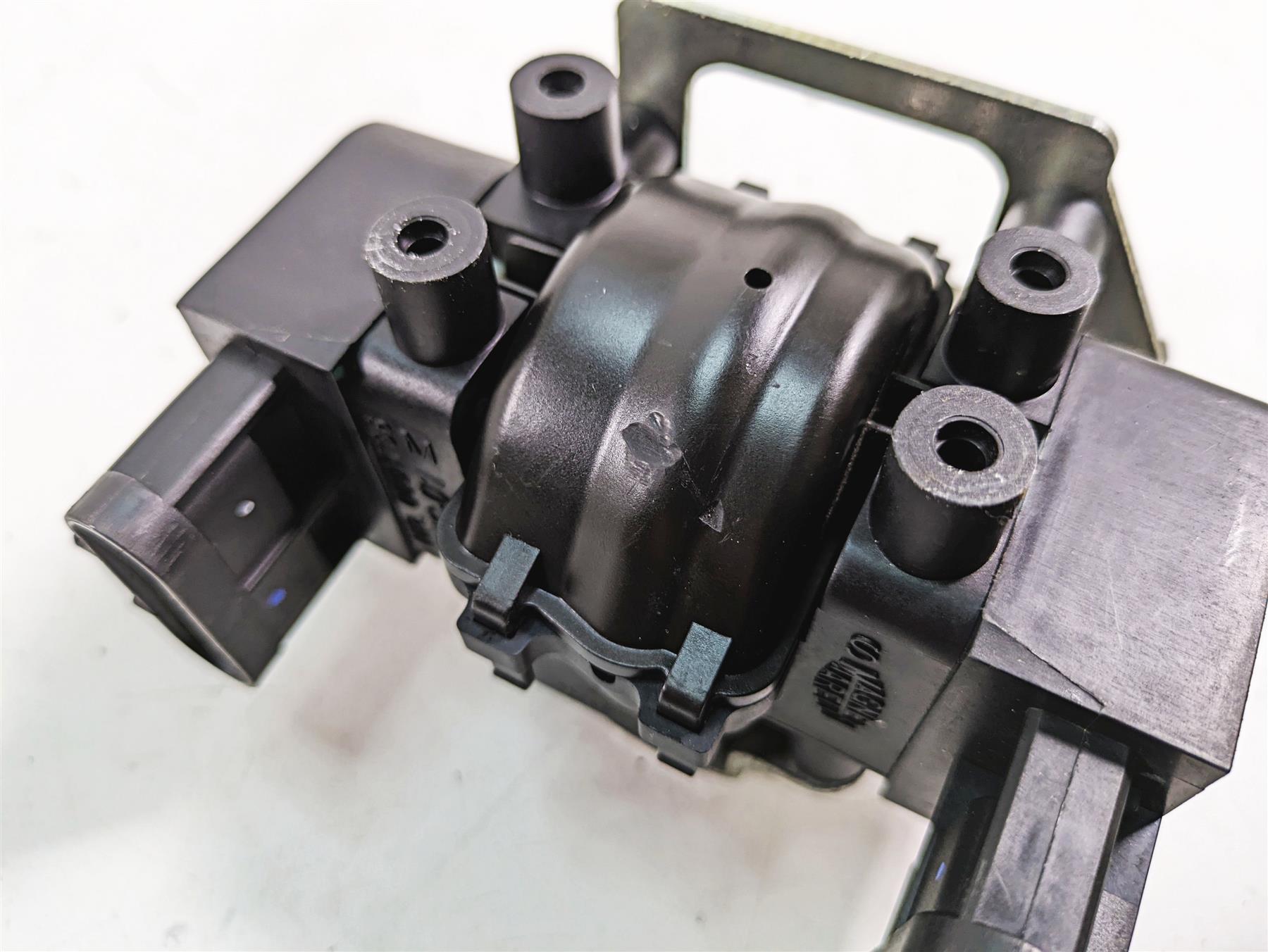 2014 Moto Guzzi California 1400 T Accelerator Position Sensor B044414 {{ shop.shopifyCountryName }} - Mototech271