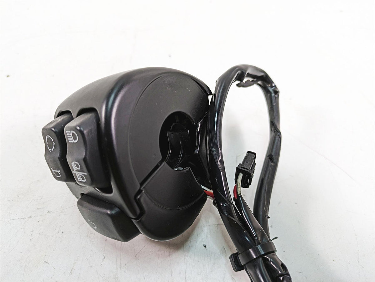 2020 Harley Softail FXBB Street Bob Left Hand Control Switch - Read 71500292 {{ shop.shopifyCountryName }} - Mototech271