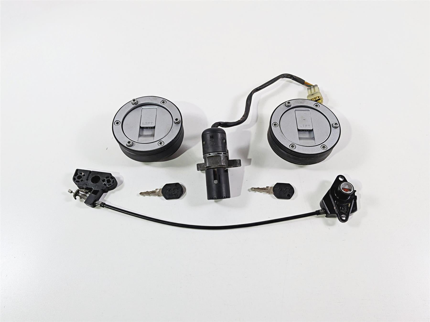 2005 KTM 950 LC8 Adventure Ignition Switch Gas Cap Seat Key Lock Set 60011066044 {{ shop.shopifyCountryName }} - Mototech271