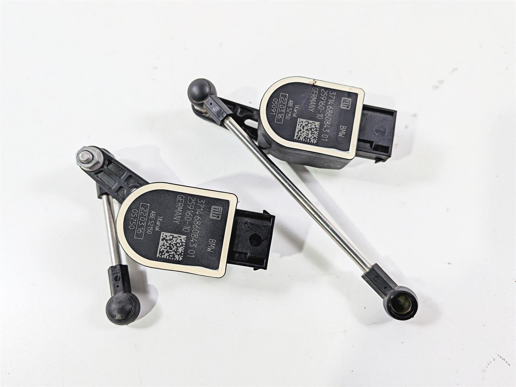 2016 BMW R1200 GS K50 Front Rear Leveling Sensor Set 37146870000 {{ shop.shopifyCountryName }} - Mototech271