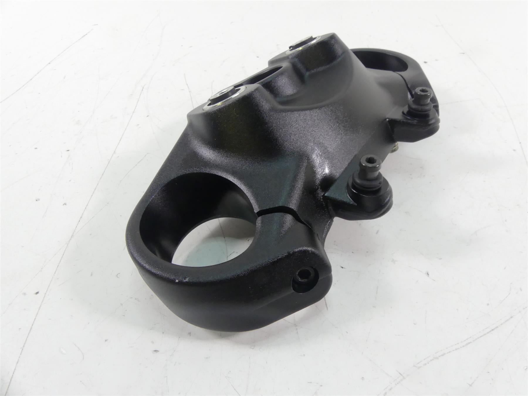 2015 Ducati Diavel Carbon Red Upper Triple Tree Steering Clamp 58 34110761B {{ shop.shopifyCountryName }} - Mototech271