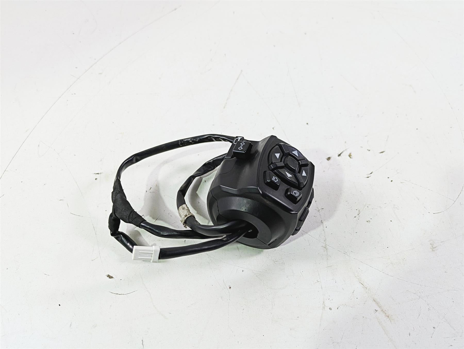 2022 Harley RA1250 S Pan America Left Hand Control Switch 71500522A {{ shop.shopifyCountryName }} - Mototech271