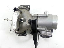 Load image into Gallery viewer, 2019 Indian Chieftain Classic Bosch Throttle Body &amp; Intake Manifold 1204685
