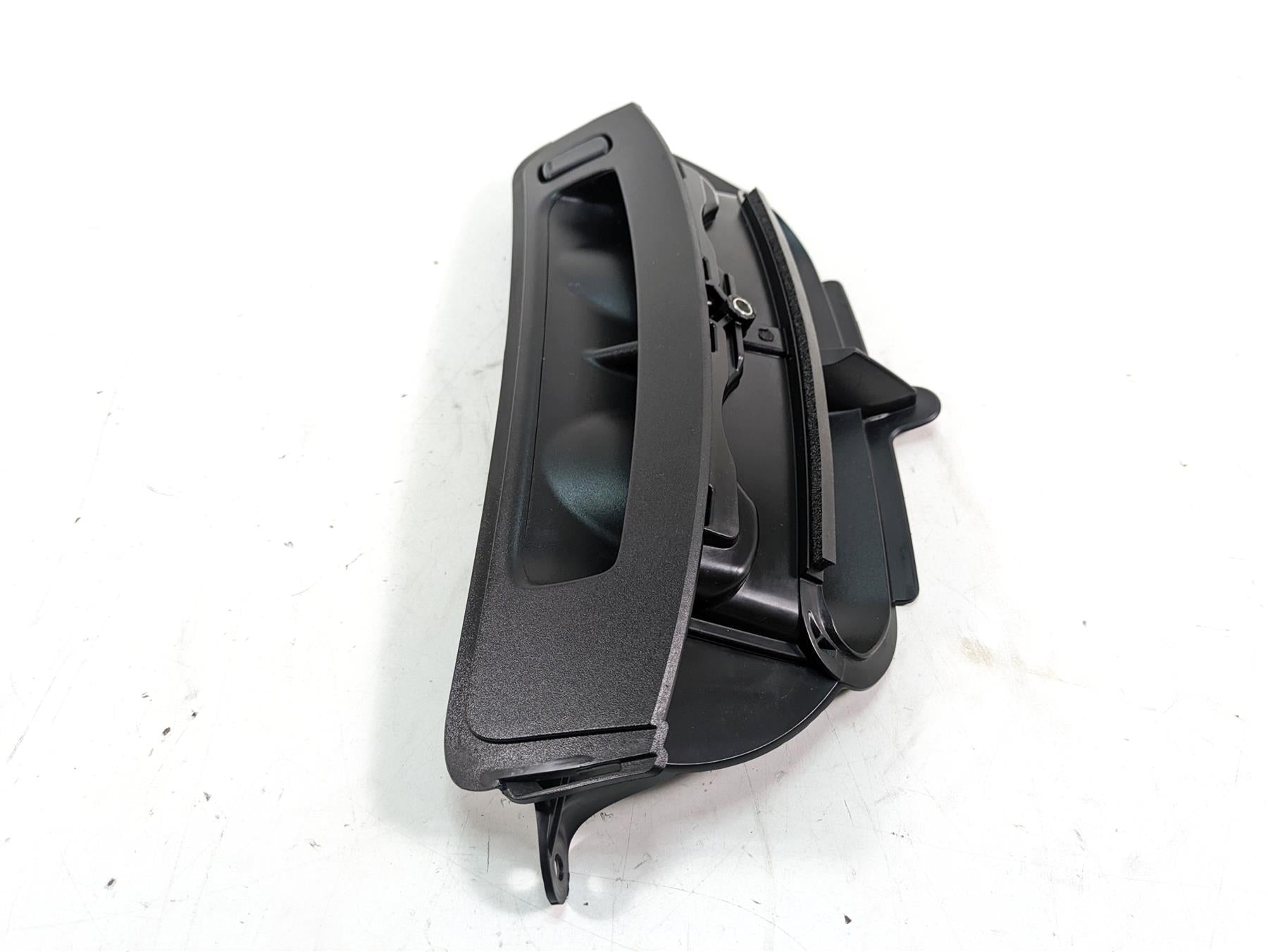 2014 Harley Touring FLHTK Electra Glide Upper Air Inlet Duct Vent 29200003 {{ shop.shopifyCountryName }} - Mototech271