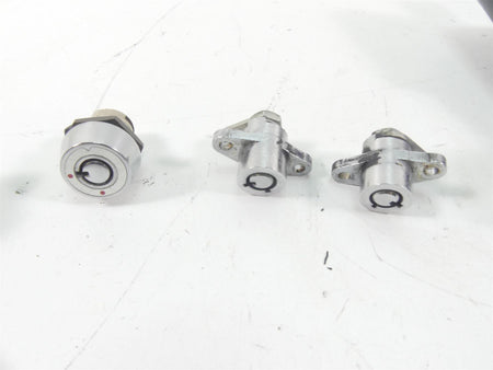 1999 Harley Touring FLHTCUI Electra Glide Ignition Switch Key Lock Set 71526-93B {{ shop.shopifyCountryName }} - Mototech271