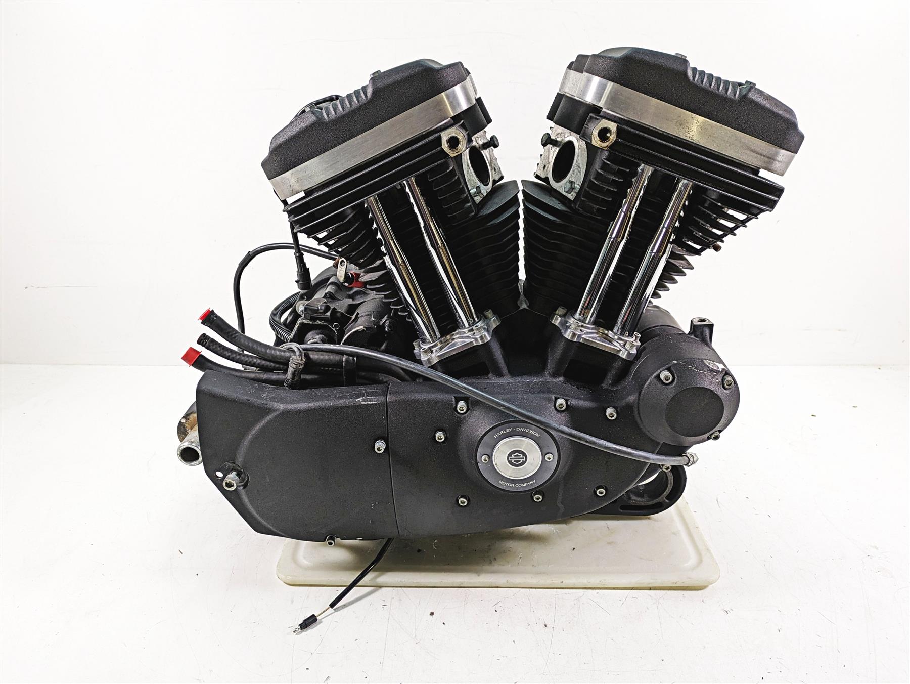 2019 Harley XL883N Sportster Iron Black Running Engine Motor - Video 16200497 | Mototech271