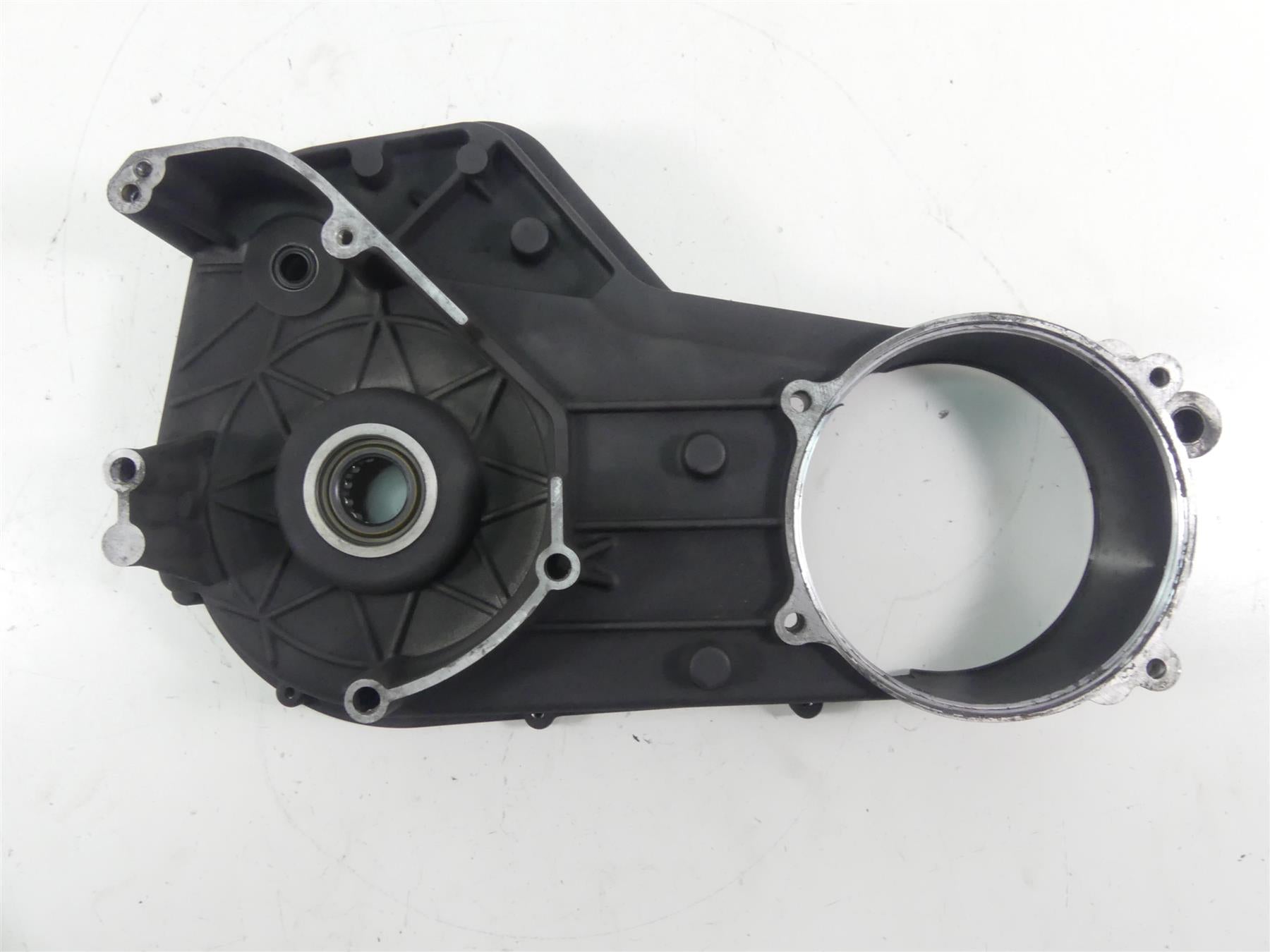 2005 Harley Touring CVO FLHTC SE Electra Glide Inner Primary Cover 60677-01C {{ shop.shopifyCountryName }} - Mototech271