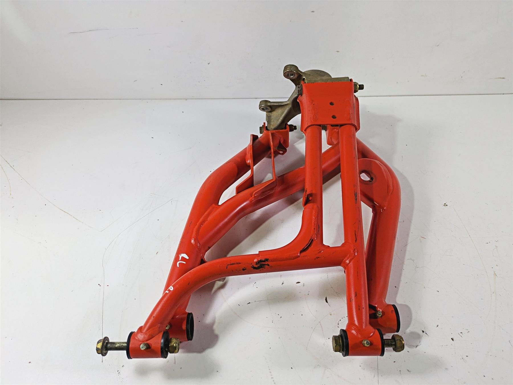 2022 Can-Am Defender XMR HD10 Rear Left Control Arm Knee Magma Red 706004549 {{ shop.shopifyCountryName }} - Mototech271
