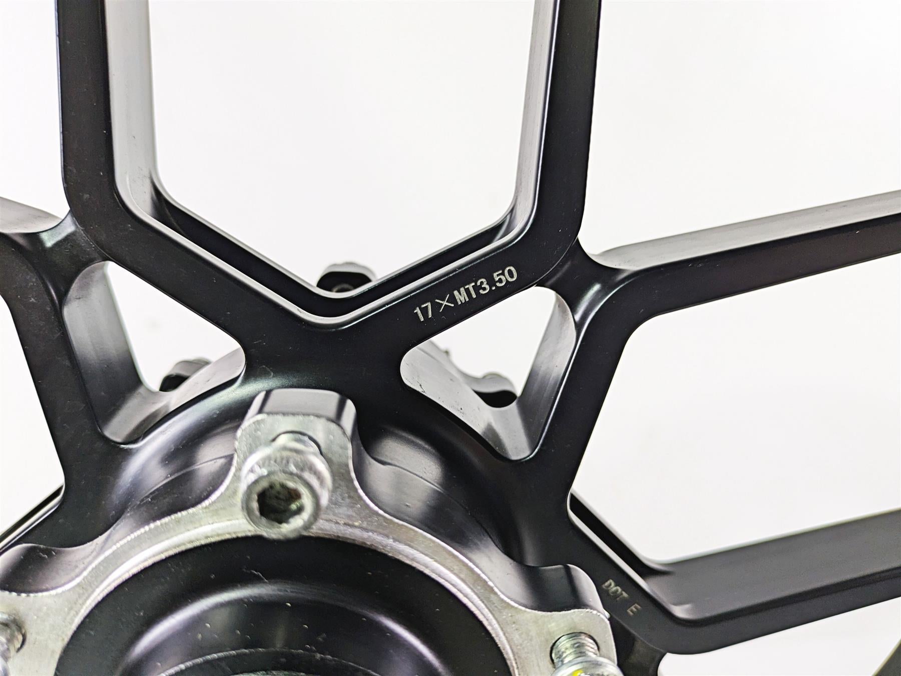 2012 Mv Agusta F4 RR Straight 17x3.5 Front Wheel Rim 8000B3352 {{ shop.shopifyCountryName }} - Mototech271